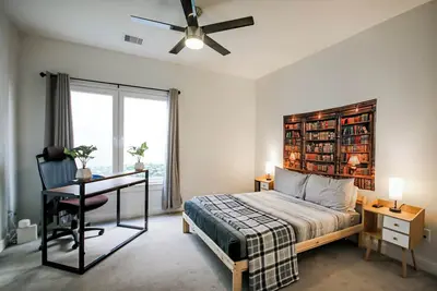 Image de Lush Tropical Escape: Paradise in Houston Heights