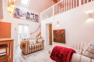 Image de Stylish Private Annex Near Salisbury—A Hidden Gem