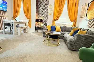 Image de 2br Central Edinburgh Apartment - Pass the Keys