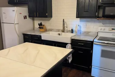 Image de Charming 2-bedroom townhome in beautiful Midtown Lincoln with WiFi, Ac