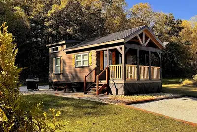Image de New Cabin for an Adventure