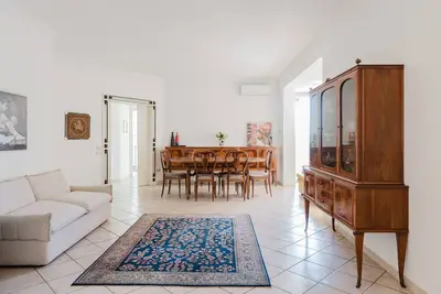 Appartement \"Casa Lombardi Marsala\" avec balcon, Wi-Fi et climatisation