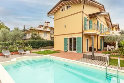 Image de Villa 'Relax In - Versilia' avec piscine privée, Wi-Fi et climatisation