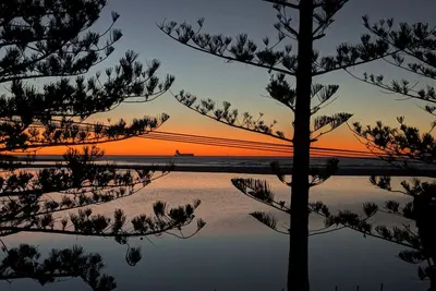 Peace & Quiet with absolute water front ocean views. WiFi and Air con.