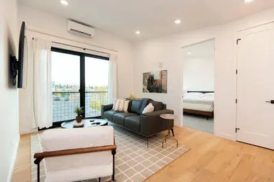 Image de The Peaks at the Ridge 205