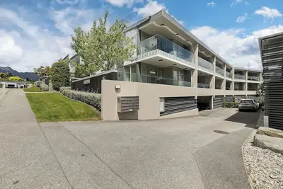 Image de Luxury Interiors in Prime Location