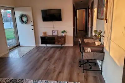 Image de 3-bedroom house in peaceful Muncie close to Bsu, Iu Health, and downtown.