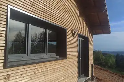 Image de Domaine en pleine campagne avec des daims