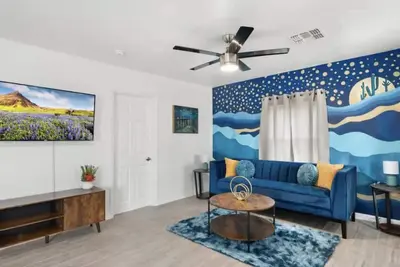 Image de 🏡 Charming Two-Bedroom Oasis in Downtown Phoenix! 🌞