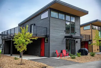 Image de Modern Mountain Townhouse at The Quarry