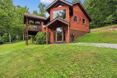 Image de Seven Springs, Sleeps 8, Fireplace & Mountain Views