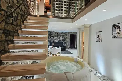 White loft & spa, finished and elegant environment with private entrance