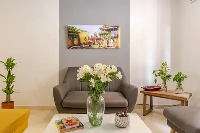 Image de Your Home in the Walled City – The Best Spot for Your Next Stay!