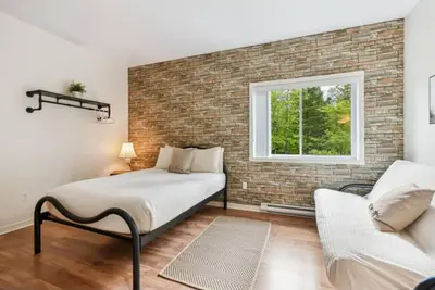 Image de Room 3: The Country Girl