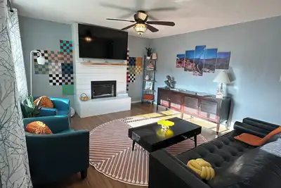 Image de ❤️Helena Haven, near hiking trails with Ac, WiFi & W/D.