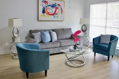 Image de Family-Friendly Home at the Heart of Dfw- close to all popular attrations!