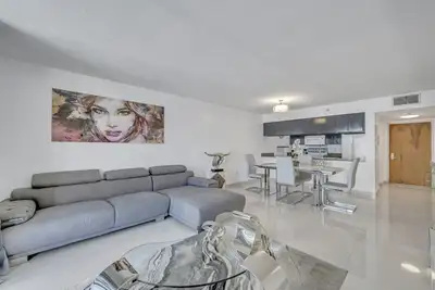 Image de Stunning unit with amenities