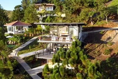 Modern cabin for Up to 17 lost