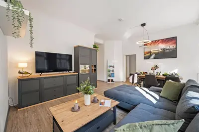 Image de Gigantic old building apartment with WiFi and free parking in the city center