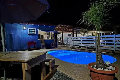Image de Super mobile home with Ac and private pool near the beach in Combate, Cabo Rojo!