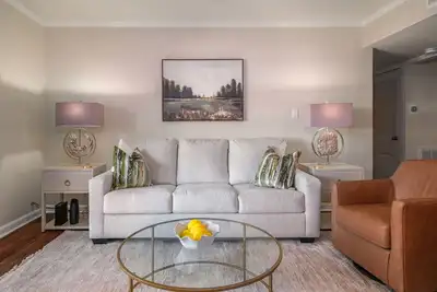 Image de Beautiful Two Bedroom Home in Homewood, Minutes from Samford, Brookwood Hospital