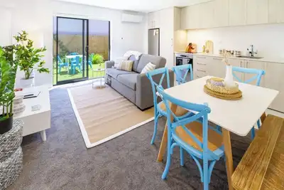 Image de Central Chch Greek Island Vibe: 2bed townhouse