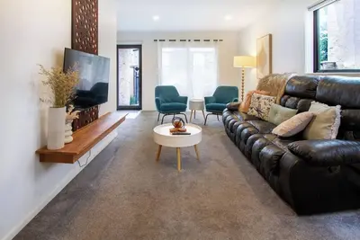 Image de 4 Bedrooms in the Heart of Christchurch Cbd