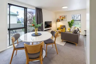 Image de Warm Chch Apartment: Park View & Garage Parking