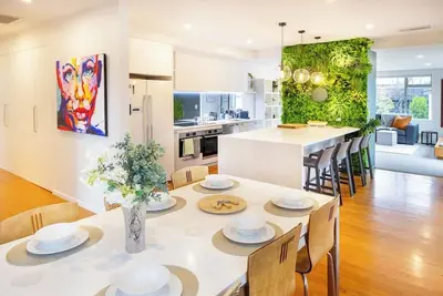 Image de Private Family City Retreat, Sleeps 8