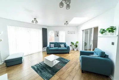 Image de Family Delight Oadby