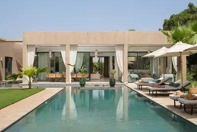 Image de Villa Netumia avec Jacuzzi et Piscine Privée