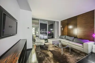 Image de Svs: Strip View Studio | Open Balcony | Steps from the Casino | Palms Place