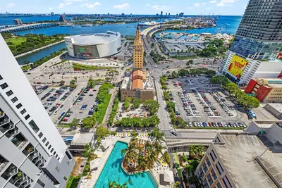 Image de Stylish Condo W Free Parking Included