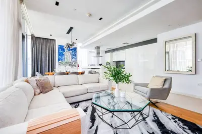 Image de Beautiful 2 Bed Apartment in Bluewaters 10