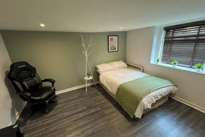 Image de Gh Basingstoke - Local Apartment for 5 Guests