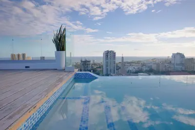 Image de Luxe Studio Apt With Infinity Pool Panoramic Views