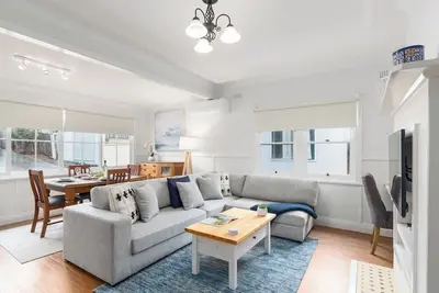 Image de Bally Escape Cottage Serenity in a Scenic Village