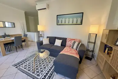 Image de Soleil et Confort : Appartement Moderne à Nice