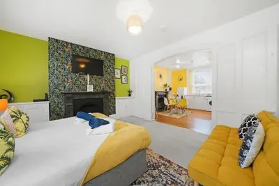 Image de Beautiful Marseille Boutique - Sleeps 4