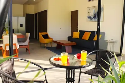 Image de 2br Ground Floor + Balcony • Pool • Beach 15 min away