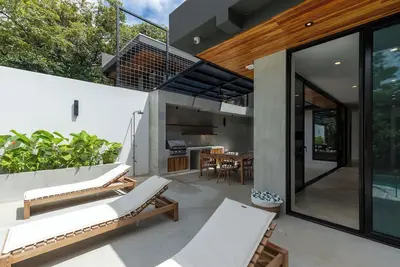 Image de Casa Ballenas – Tranquil Luxury Villa w/ Private Pool in Guiones