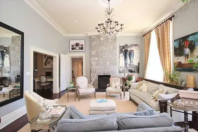 Image de One of a Kind Luxury Suite with Grand Patio Oasis