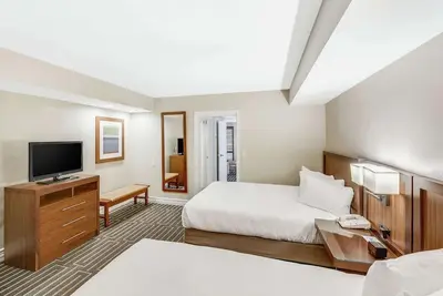 Image de 2 Queen Beds 1br Suite, Hilton Phoenix Tapatio Cliffs, Seven Pools, Water Slide
