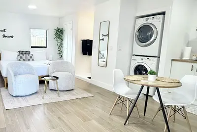 Image de Studio near Beach/Calle 8/ Wynwood/Brickell/Airport