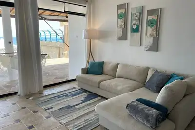 Image de Spacious 4-bedroom house with WiFi, Ac in welcoming Punta Sal