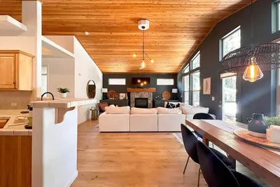 Image de Plumas Pines Creekside Retreat