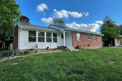 Image de Charming 3-bedroom house with WiFi and Ac in fabulous Blacksburg