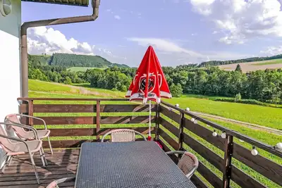 Image de Belle maison de vacances privée avec piscine, Wifi, Tv, patio, animaux admis, vue panoramique
