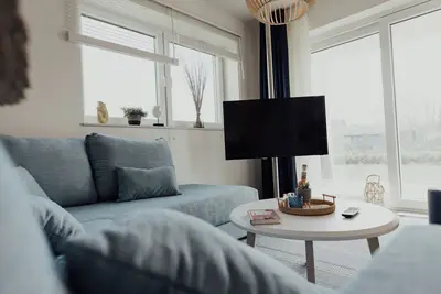 Image de Maritime flair in the coastal apartment 'Basstölpel' - your perfect North Sea vacation!