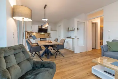 Image de Vacation apartment 'LĂĽttje Steent' - your retreat in the Hookser Perle.
